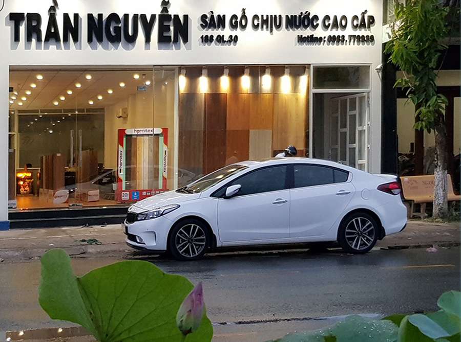 giay-dan-tuong-tran-nguyen-dong-thap