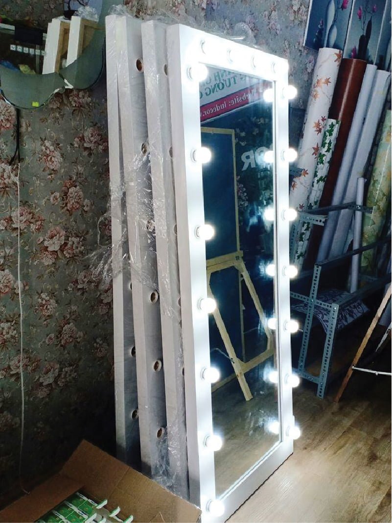 guong-toan-than-co-bong-den-03