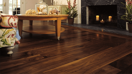 Tư vấn có nên lót sàn gỗ công nghiệp không, hay lót sàn gỗ tự nhiên