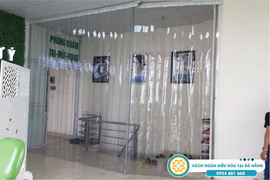 vach-ngan-dieu-hoa-gia-re-09