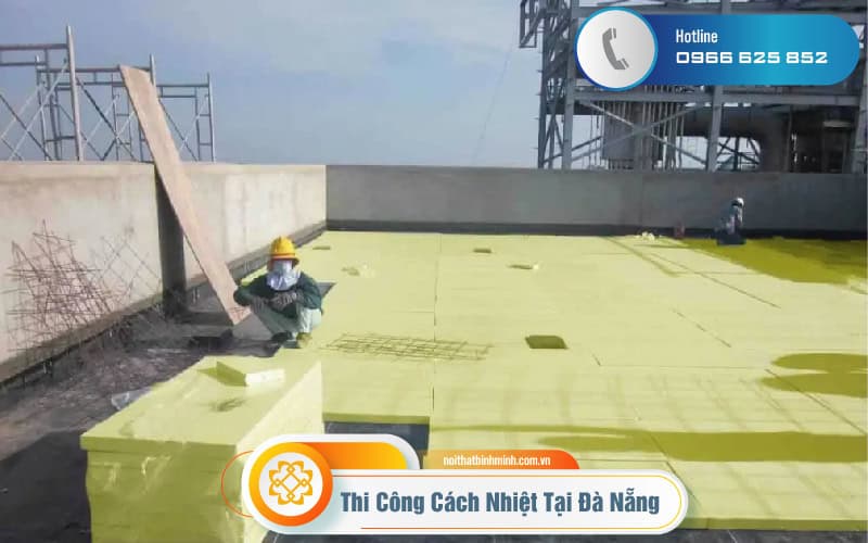 thi-cong-cach-nhiet-gia-re-06